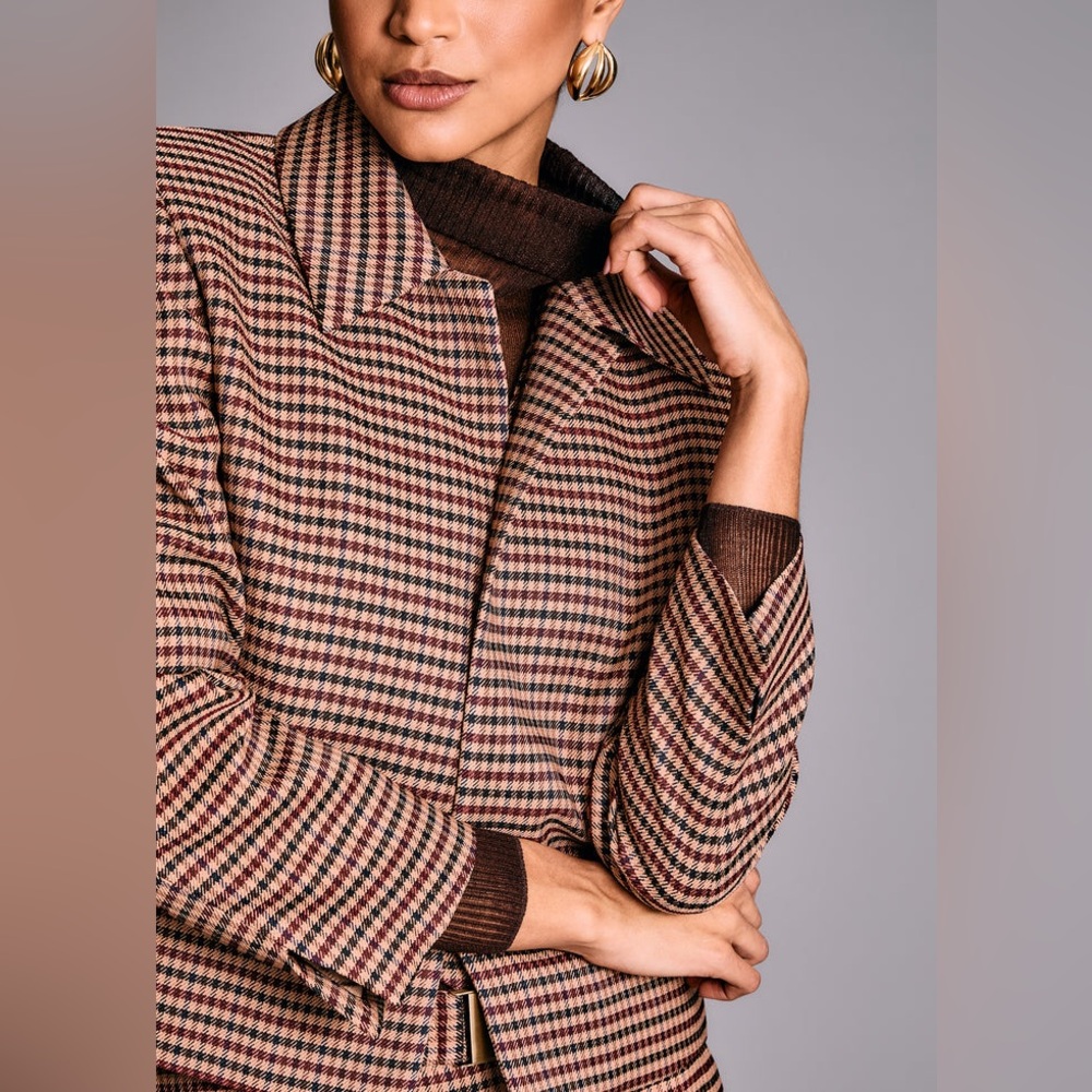 Seroya Jessamine Cropped Blazer Jacket, Camel Houndstooth, Tailored Structured